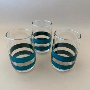 Juego de 3 vasos de jugo de doble banda verde azulado/verde de Libbey de colección - Imagen 1 de 11
