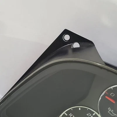 GMC Savana 3500 2017 velocímetro OEM tiene grietas ver fotos 23417242 Foto 1 de 4