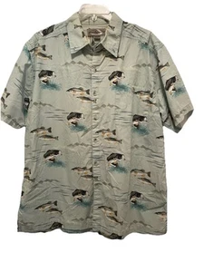 Hook & Tackle Green Shirt XL Fish Short Sleeve limited edition high-tech gear - Picture 1 of 7