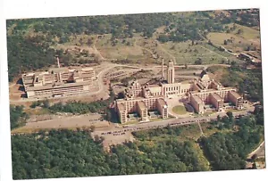 Aerial View UNIVERSITY OF MONTREAL Buildings Quebec Canada Postcard - Picture 1 of 2