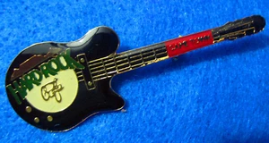 CAPE TOWN *TABLE MOUNTAIN* PRE UNIFICATION WHITE LOGO GUITAR Hard Rock Cafe PIN - Picture 1 of 1