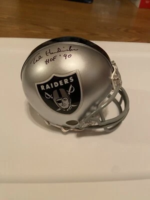 泰德·亨德里克斯签名奥克兰突袭者队迷你头盔带名人堂 90 号铭文 — 第 1/3 张图片