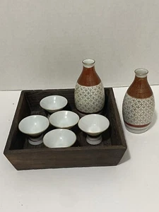 KUTANI WARE SAKE SET KUTANI WARE SAKE BOTTLE JAPANESE VINTAGE SAKE - Picture 1 of 11