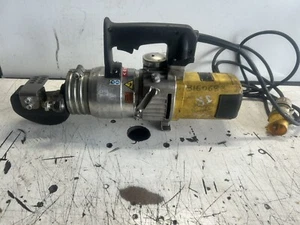 Wacker Neuson RCP 25 / 230 Hydraulic Rebar Cutter - Edilgrappa - 110v - Picture 1 of 9
