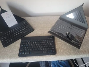 Tablethüllen und Tastaturen  - Bild 1 von 11