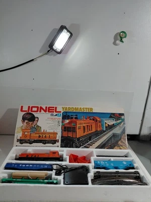 Lionel 6-1182 O Gauge Model Railroad YardMaster Diesel Switcher Train Set w/Box - Image 1 of 4