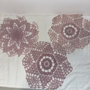 Vintage Konvolut 8 gehäkelte runde Deckchen rosa & hellbraun - Bild 1 von 4