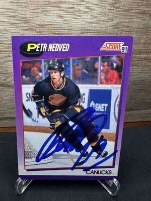 1991-92 Score American Vancouver Canucks #124 Petr Nedved In-Person ON-CARD AUTO - Image 1 of 2