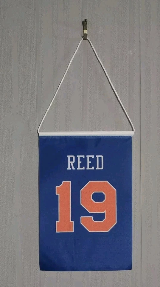 Willis Reed New York Knicks 8x5.5 Inch Banner Flag - Image 1 of 1