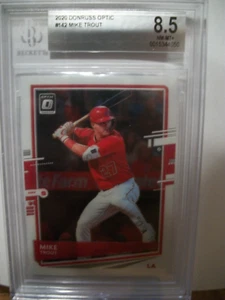Mike Trout 2020 Panini Donruss Optic #142 BGS CASI NUEVO-COMO NUEVO+ 8,5 ángeles - Imagen 1 de 1