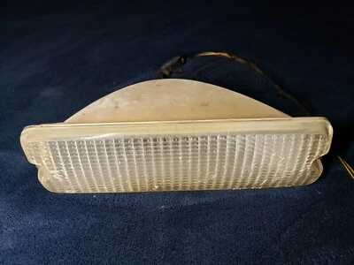 91-93 Dodge Ram Pickup Truck Front Right Turn Signal Housing Lens Assembly OEM - Image 1 of 4