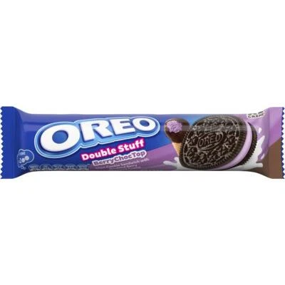 Oreo Double Stuff Berry Choc Top Biscuits 131g - Image 1 of 2
