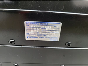 ♕♕♕ YASKAWA USAJKM-30-MN23 SERVO MOTOR 5.5/3.7kW 48/35 A 200V UPS ♕♕♕ - Picture 1 of 2