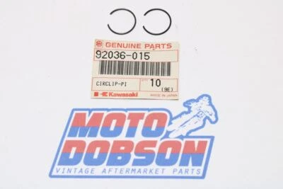 Kawasaki KDX250 KXT250 KT250 92036-015 PISTON PIN CIRCLIP (Sold as a pair) Foto 1 de 3