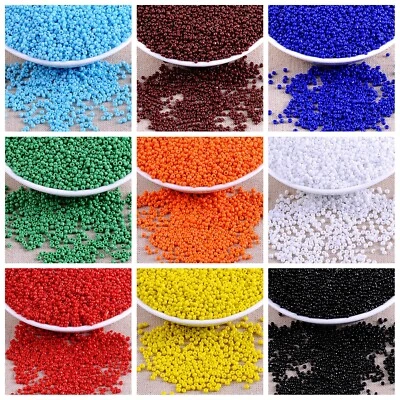 2000 pcs Opaque Mini Glass Beads 2mm (10/0) + Storage Box Jewelry Making - Image 1 of 4