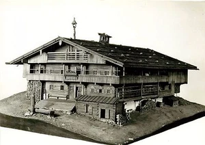 tiroler volkskunstumuseum  Austria RPPC Postcard - Picture 1 of 2