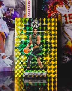 Mosaïque Panini 2022-23 #31 Jayson Tatum jaune mosaïque réactive Prizm - Photo 1/2