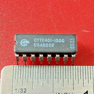 CIPRESSO SEMICONDUTTORE CY7C401-15DC CMOS FIFO 4Kx64 CDIP16 - Foto 1 di 3