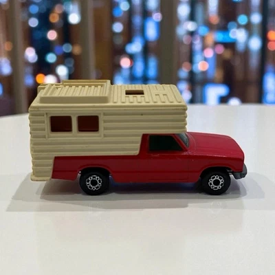 Винтажный литой спичечный коробок 1979 Lesney Superfast No 38 Ford Camper Truck 1:64 - Изображение 1 из 4