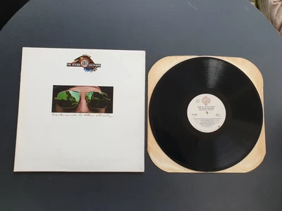 THE DOOBIE BROTHERS - TAKIN' IT TO THE STREETS 1976 12" VINYL RECORD LP EX     - Image 1 of 4