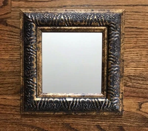 Beautiful 9 x 9" x .75" Antiqued Gold Finish Resin Frame Square Wall Mirror - Picture 1 of 8