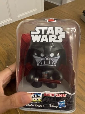 NUEVO EN CAJA FIGURA DE DARTH VADER HASBRO STAR WARS PODEROSOS MUGGS CAMBIO DE CARA #1 Foto 1 de 4
