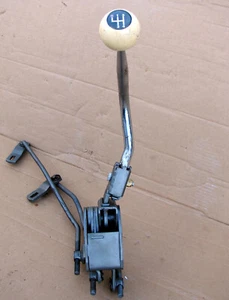1970's Camaro Firebird ITM 4 Speed Muncie Shifter with Linkage - Imagen 1 de 5