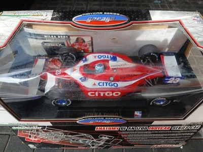 Luz verde Citgo assinada para carro da Indy Milka Duno em escala 1/18 - Imagem 1 de 4