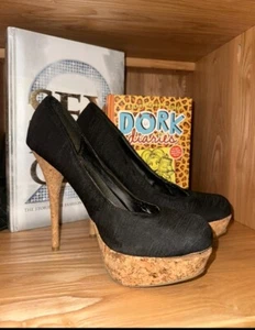 Black CorkScrew Heels Size 8.5 - Picture 1 of 4