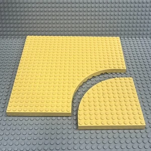 Lego 6161 Brick 24x24 w/ Cutout 12x12 + 6162 Round Corner 12 x 12 : Light Yellow - Picture 1 of 2