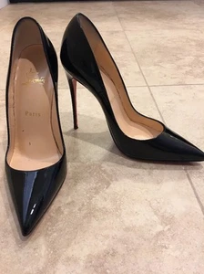 Zapatos de salón CHRISTIAN LOUBOUTIN So Kate, negros, talla 38 1/2 EU 8 1/2 EE. UU., $675 - Imagen 1 de 12