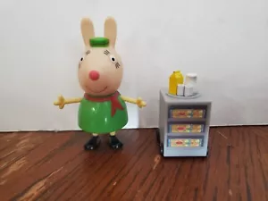 Figura Jazwares Peppa Pig Miss Rabbit the Flight Attendant - Imagen 1 de 4