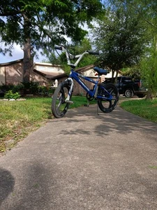 Mongoose Ace Bmx Bike  - Picture 1 of 4