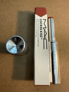 MAC Locked Kiss 24 Stunden Lippenstift #99 EXTRA CHILI 0,06 Unzen Neu im Karton kostenloser Versand - Bild 1 von 3