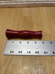 De colección NOS Repuesto 4 11/16” Manivela Madera Mango Rojo Granja Primitivo - Imagen 1 de 5