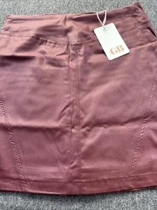 GB Skirt Womens Small Burgundy Mini Lined Faux Leather Back Zipper New - Picture 1 of 12