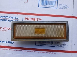 1980 Monte Carlo GBody Front Turn Signal Corner Marker Lens Fender Mounted - Picture 1 of 5