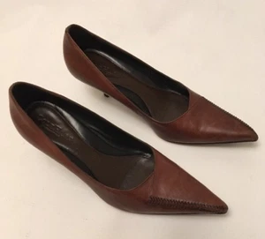 COLE HAAN Brown Leather Heels Pumps Shoes Career 7.5 From BRAZIL - Picture 1 of 12
