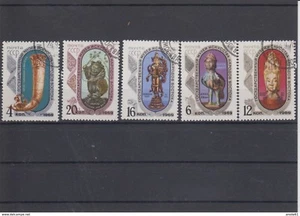 Mi.- Nr. 3661 - 65 Exponate aus den Museum für östliche Kunst (60) - Picture 1 of 1