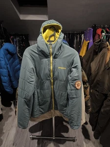 Men's (S) PATAGONIA NANO AIR HOODY  JACKET Premium Outdoor Equipment  - Picture 1 of 12