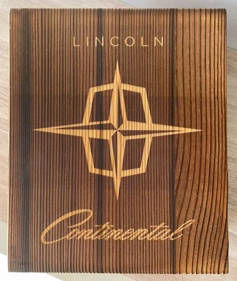 Caja de madera grabada Lincoln Continental - Juego de piedras de vidrio de whisky Foto 1 de 4