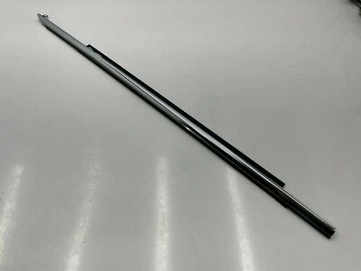 AUDI A8 A8L S8 2011-2018 PUERTA DELANTERA DERECHA LADO PASAJERO VENTANA CINTURÓN MOLDEADO OEM Foto 1 de 4