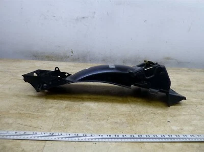 1984 Honda VF500 перехватчик H557. заднее внутреннее крыло - Изображение 1 из 4