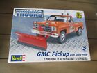REVELL GMC PICKUP WITH SNOW PLOW PLASTIC MODEL KIT SEALED 1:24 SCALE 85-7222