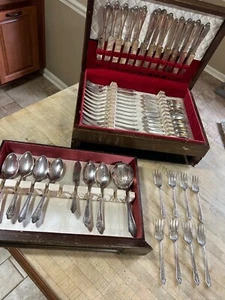VTG  GEORGIAN 1912 Community Oneida Set Silverplate 51 pieces w/ Storage Box - Picture 1 of 22