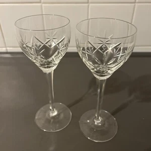 Fein geschliffenes Kristallglas Hock Tulpe Weingläser x 2 hoher Stiel 18,5 cm hoch - Bild 1 von 24