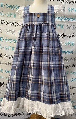 WDW Lobo Bien Vestido Aniversario Edición Limitada Tía Corazón Azul Casa Cuadros 12 Años Foto 1 de 4