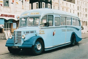 Duple-Bodied BEDFORD OB Coach, Tours (Isle of Man) Ltd, Sharp UK Issue Postcard - Picture 1 of 3