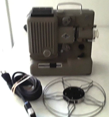 CABLE PROYECTOR PELÍCULA CINE PELÍCULA EUMIG P8 Wien Tipo ESTÁNDAR 8 8mm FUNCIONANDO, 1 CARRETE Foto 1 de 4