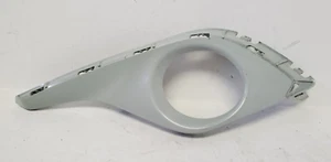 2015 2016 Nissan Versa Note Fog Bezel Left Hand OEM 62257-9MB0A - Picture 1 of 9